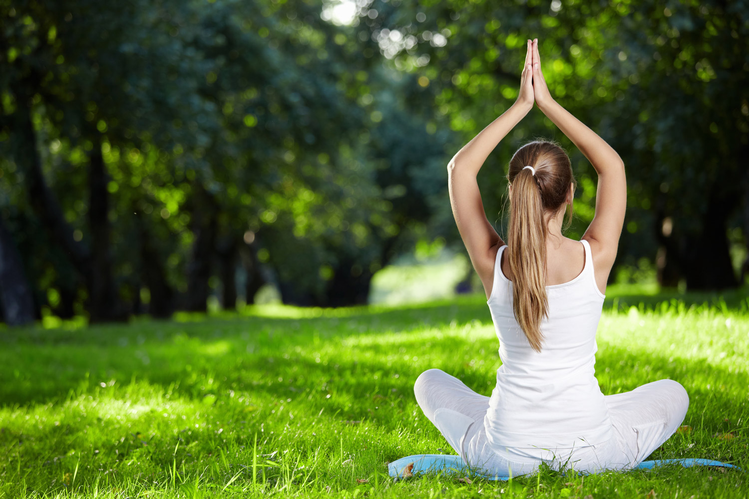 Йога помогает отвлечься и расслабиться